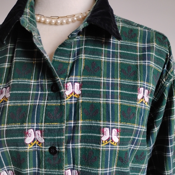 Victoria Jones Woman Flannel Plaid Embroidered Ice Skate Velvet Shirt Size 1X - Picture 1 of 13